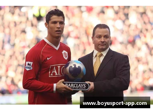 新闻：球迷瞩目！王鹤棣以独特风采，成为当代球坛耀眼巨星！