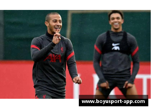 英超大战再度来袭！利物浦对阵埃弗顿，谁能笑到最后？