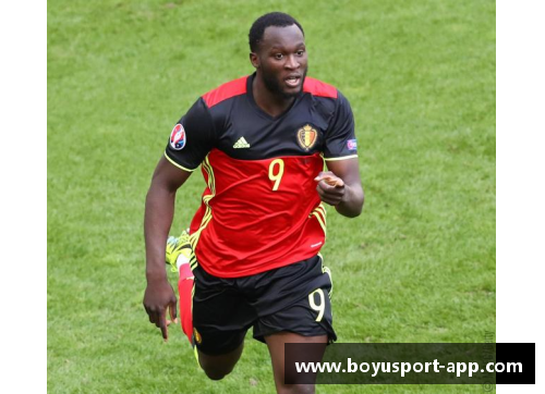 曼联官方宣布完成首名签约，热情迎接新援加盟！